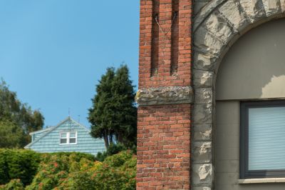 Brick Siding Service Costs — Cost of Brick Siding Service